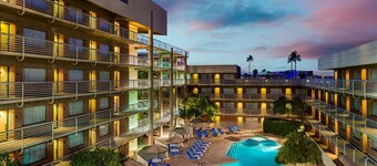DoubleTree Suites by Hilton Phoenix