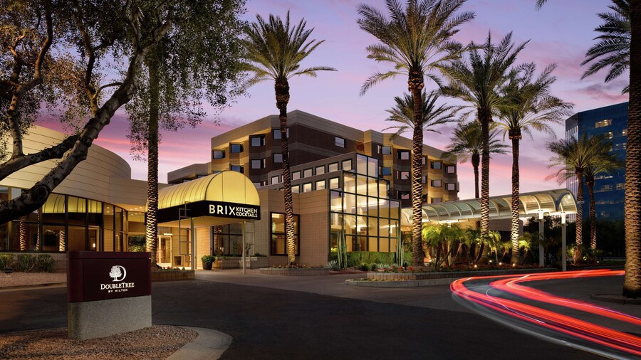DoubleTree Suites by Hilton Phoenix