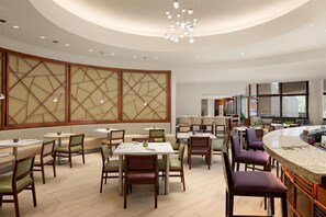 Restaurant - DoubleTree Suites by Hilton Phoenix (Phoenix)