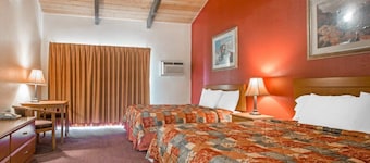 Rodeway Inn Fallbrook Downtown