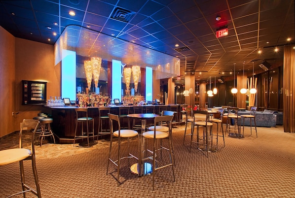 Cocktail bar