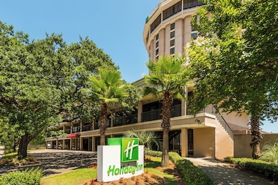Holiday Inn Mobile-Dwtn/Hist. District by IHG