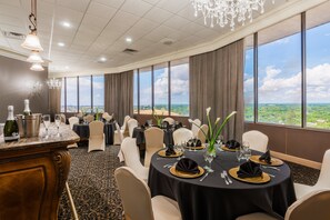 Banquet hall - Holiday Inn Mobile-Dwtn/Hist. District by IHG (Mobile)