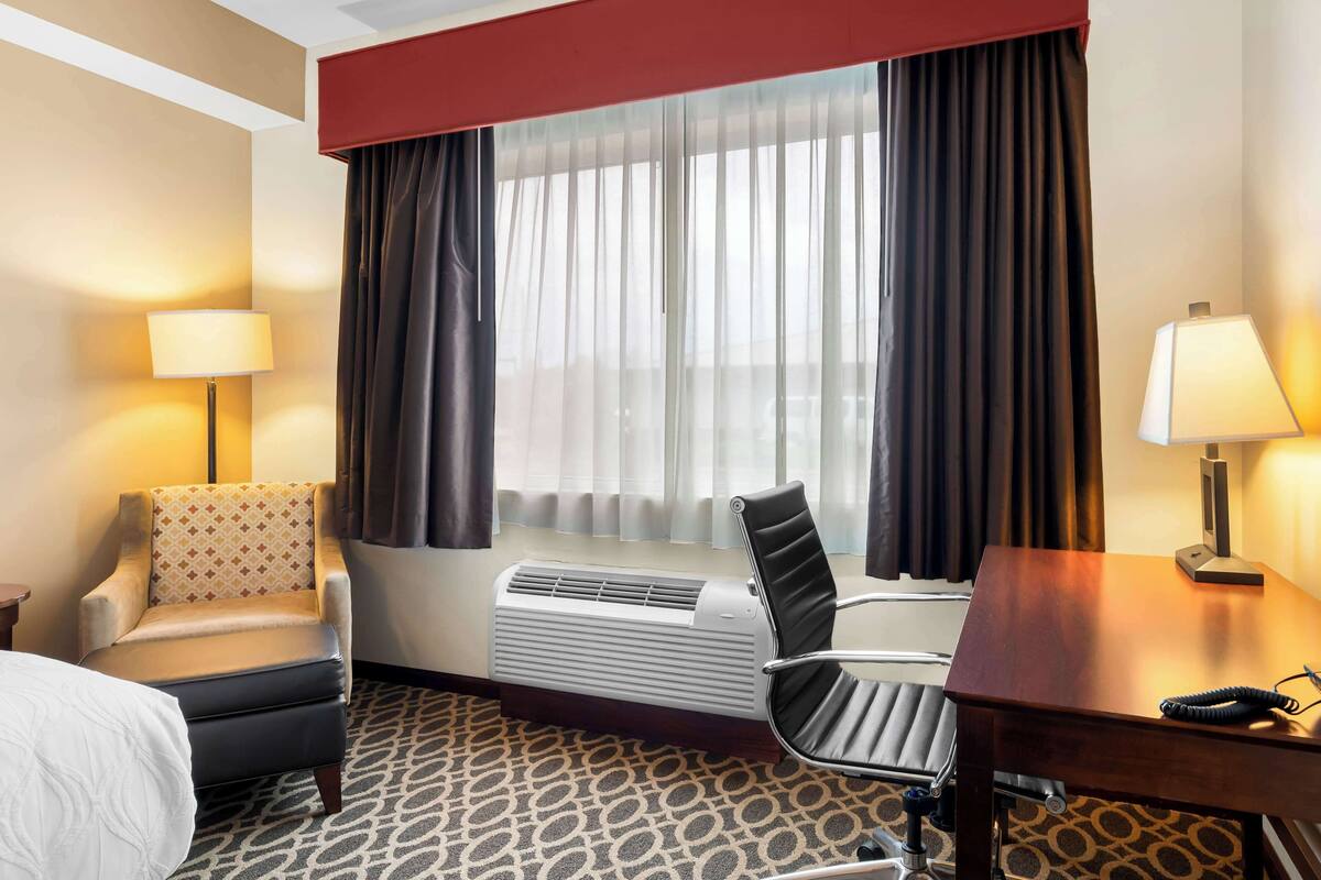 business room, 2 queen beds, non smoking | desk, laptop workspace, iron/ironing board, rollaway beds