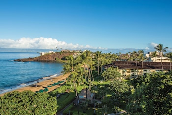 View from property looking out at OUTRIGGER Kaanapali Beach Resort