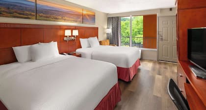 Days Inn by Wyndham Knoxville East