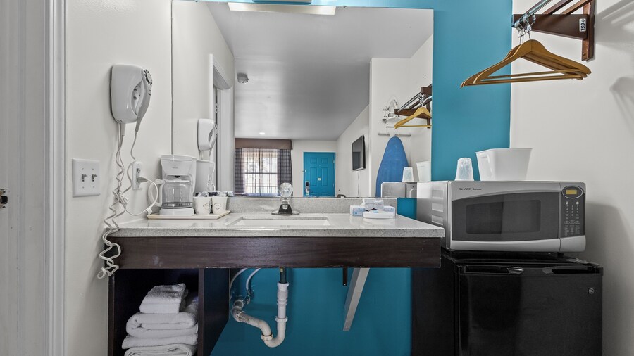 Capital O First Heritage Inn Rantoul IL I 57