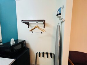 Room, 1 Queen Bed, Accessible, Non Smoking | Desk, iron/ironing board, free WiFi, bed sheets