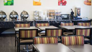 Free daily continental breakfast