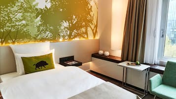 Business-Einzelzimmer, 1 Einzelbett | Allergikerbettwaren, Minibar, Zimmersafe, Schreibtisch