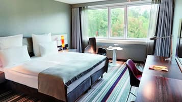 Literie hypoallergénique, minibar, coffres-forts dans les chambres