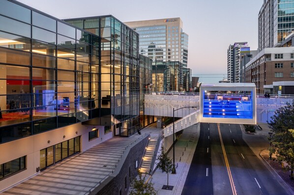 Point of interest - Sheraton Charlotte Hotel (Charlotte)