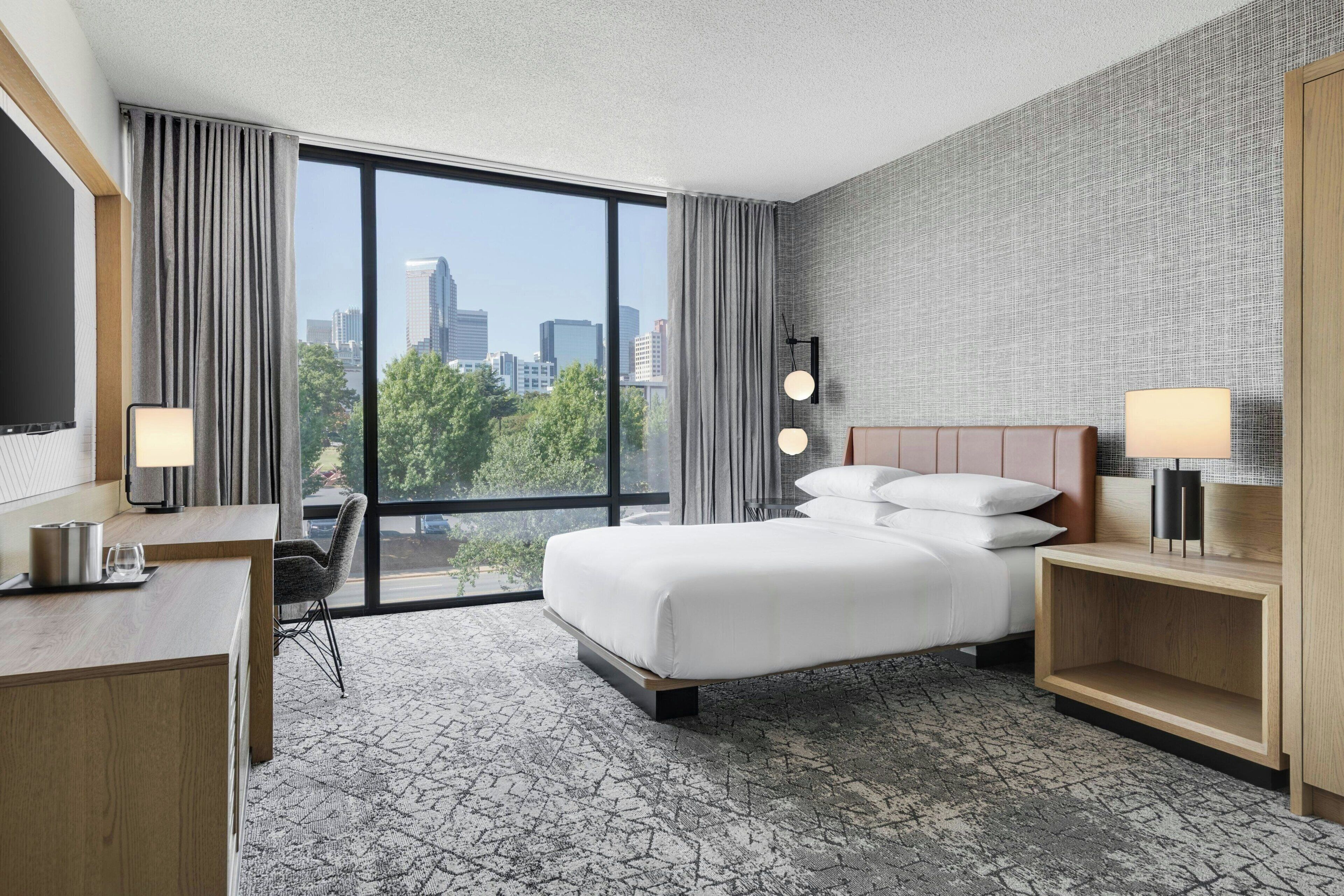 1 bedroom, in-room safe, desk, blackout curtains