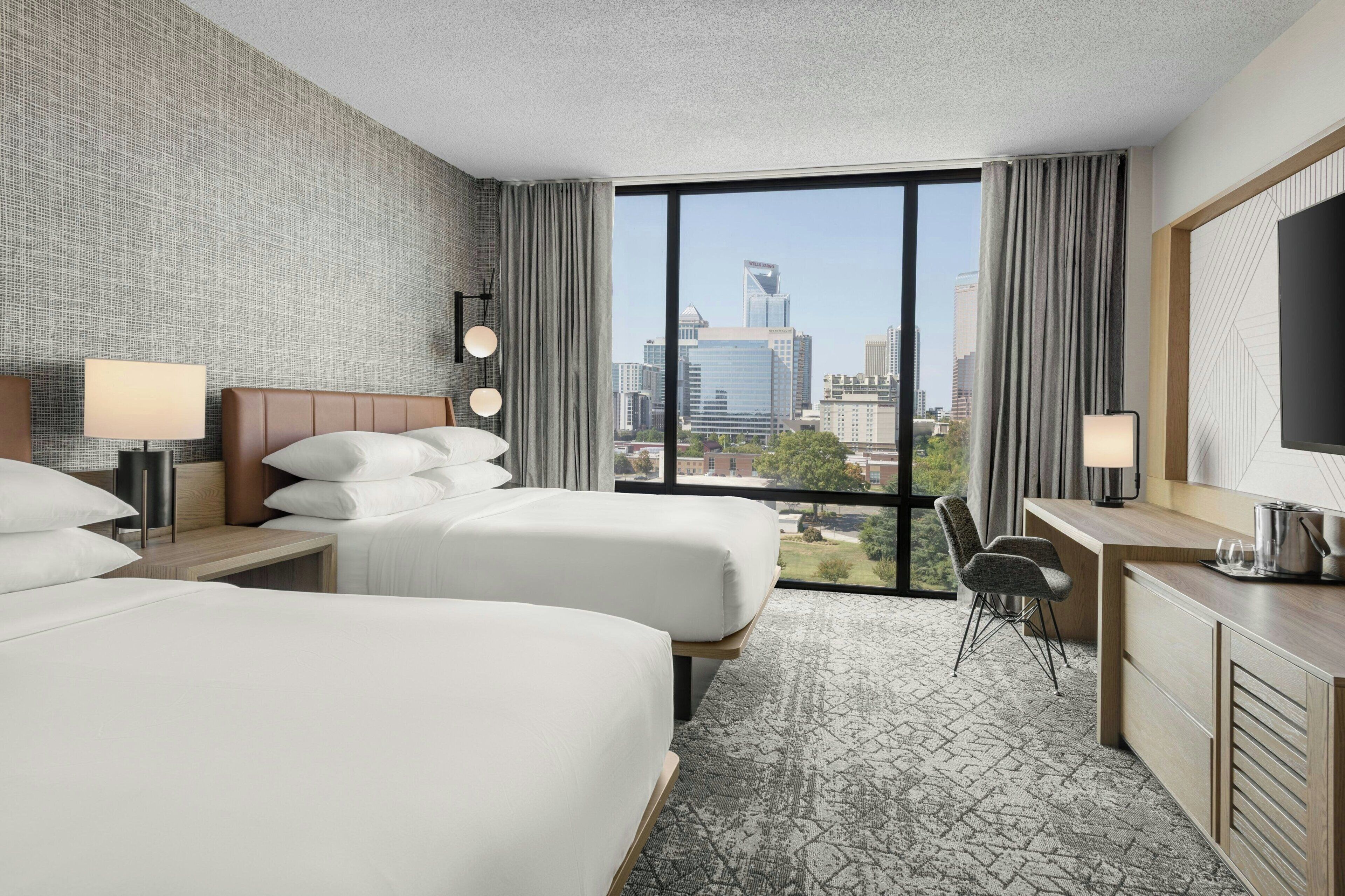 Habitación, 2 camas de matrimonio, vistas a la ciudad | Vistas desde la habitación