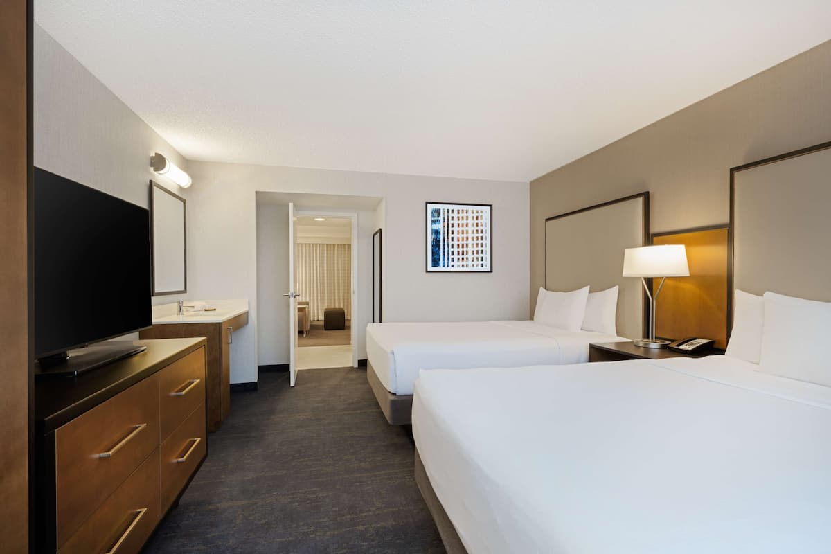 1 bedroom, hypo-allergenic bedding, pillow-top beds, in-room safe