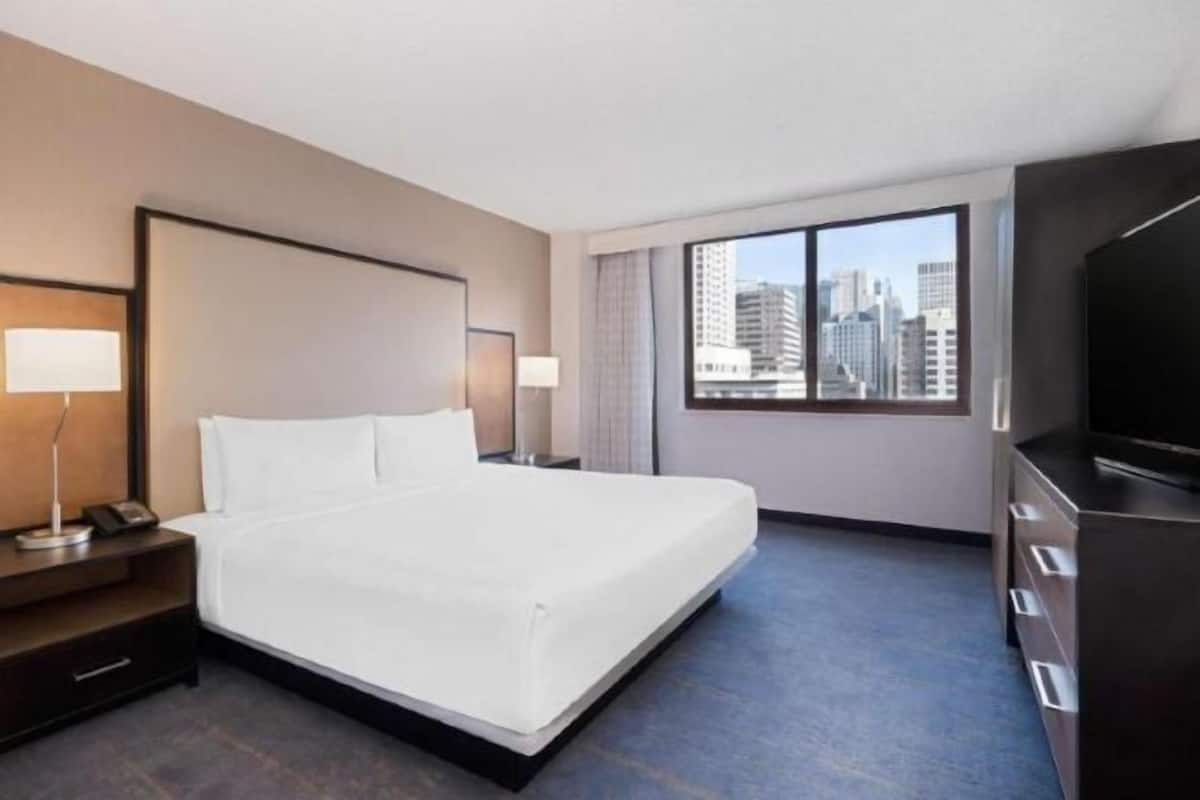 1 bedroom, hypo-allergenic bedding, pillowtop beds, in-room safe