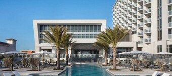 Ocean Breeze Club Hotel