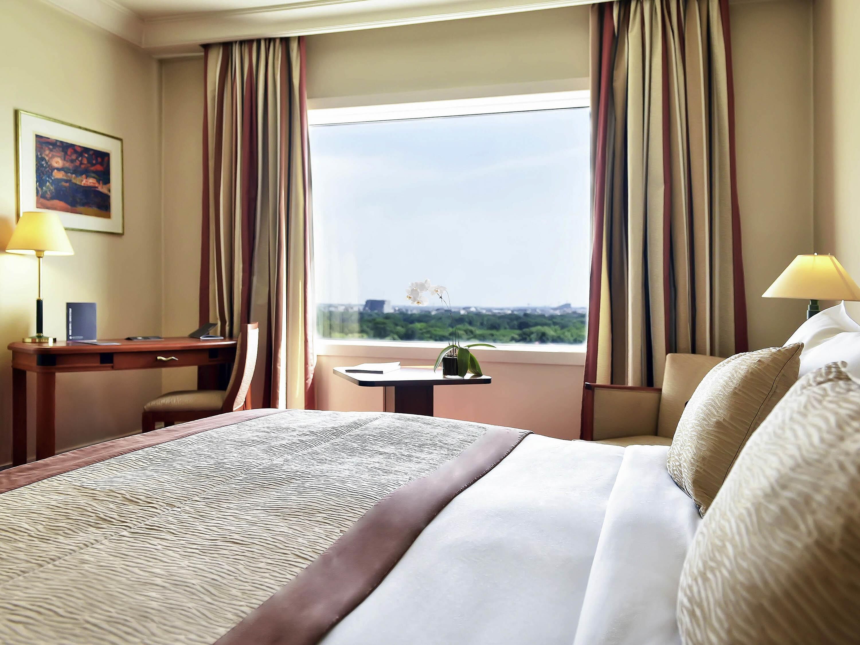 Superior Room, 1 Double Bed | Egyptian cotton sheets, premium bedding, pillowtop beds, minibar