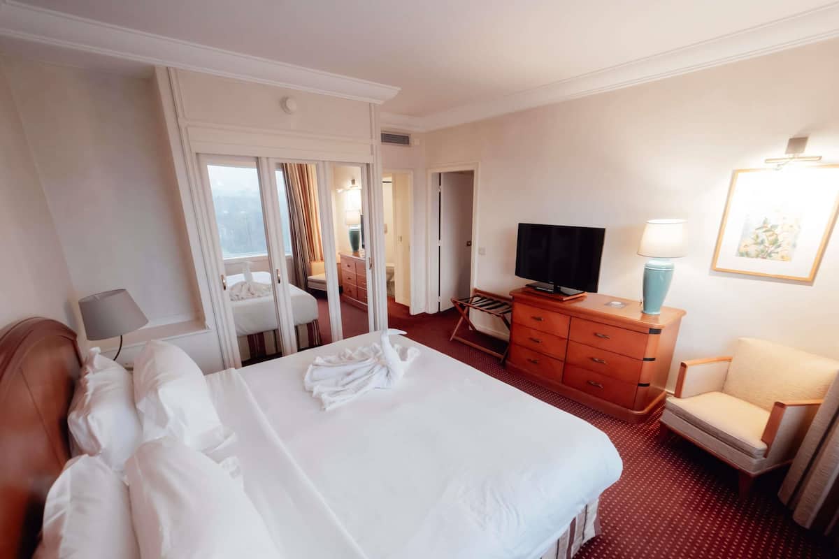 Deluxe Room, 1 Double Bed | 1 bedroom, Egyptian cotton sheets, premium bedding, pillow-top beds