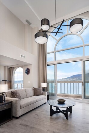 Smart TV de 55 pulgadas con canales por cable, televisión y Netflix