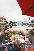 Daily full breakfast for a fee