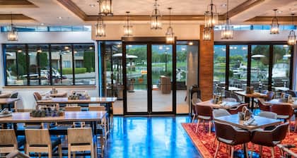 Delta Hotels by Marriott Grand Okanagan Resort