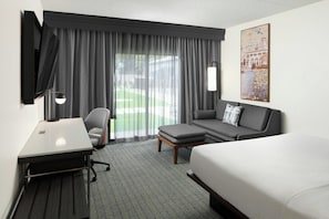 Room, 1 King Bed with Sofa bed, Non Smoking | Premium bedding, in-room safe, desk, laptop workspace