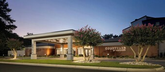 Courtyard by Marriott Williamsburg Busch Gardens Area