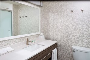 Ducha del cuarto de baño