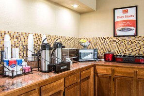 Dining - Econo Lodge Madison, AL (Madison)