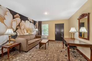 1 bedroom, premium bedding, laptop workspace, iron/ironing board