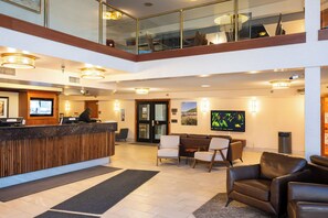 Kios check-in/check-out