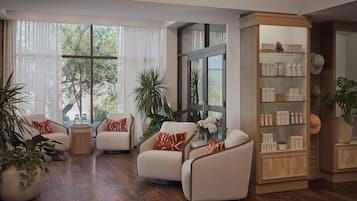 Hot tub, body treatments, aromatherapy, hot stone massages