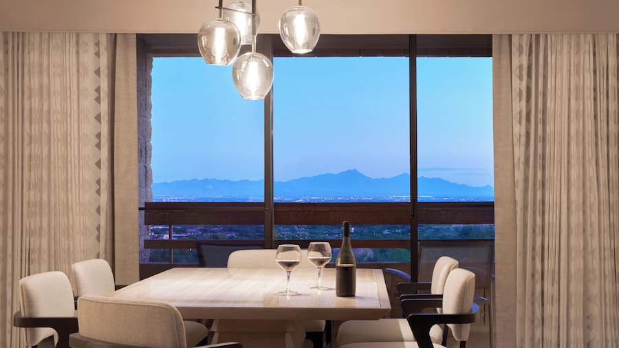 Loews Ventana Canyon Resort