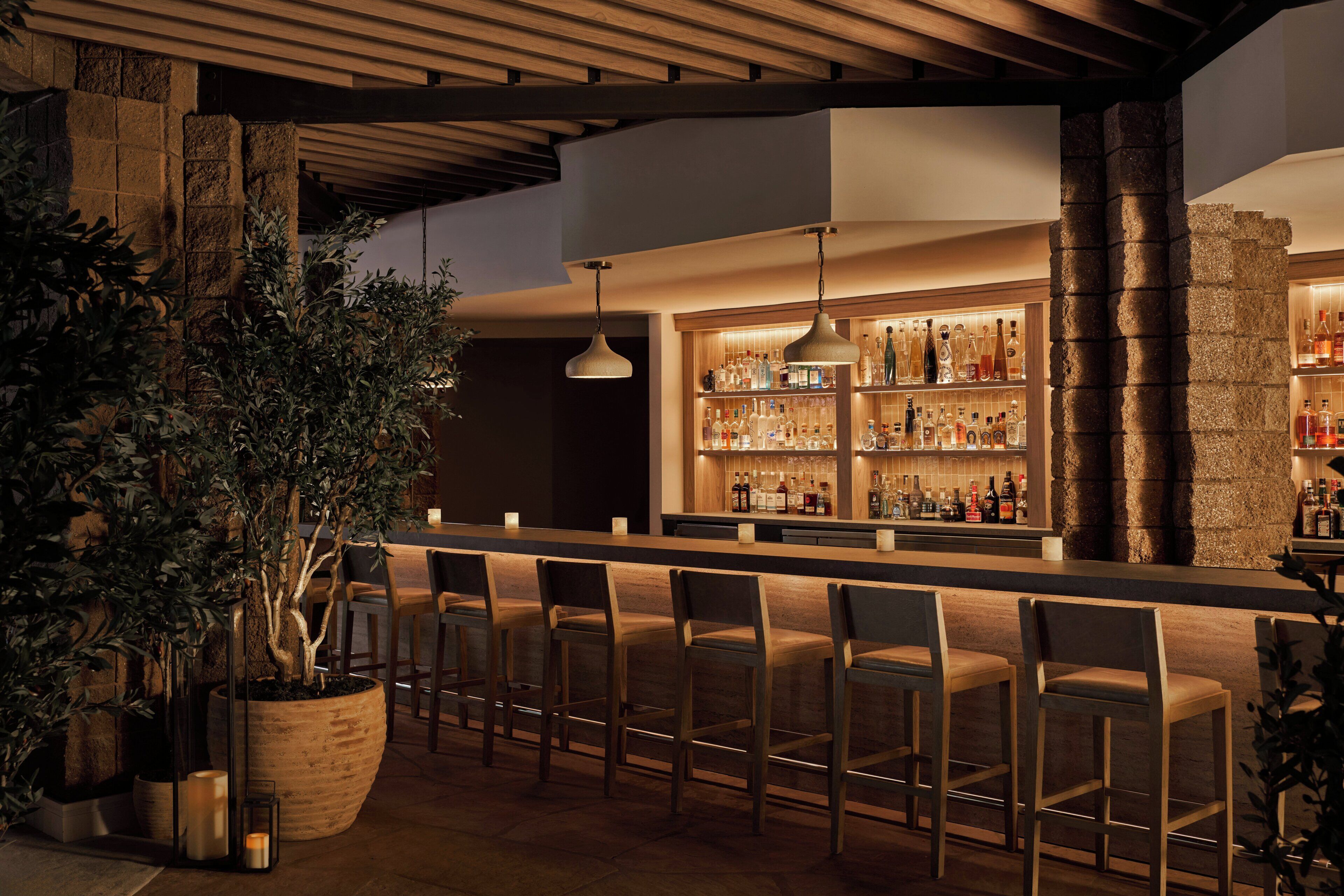 Lobby lounge