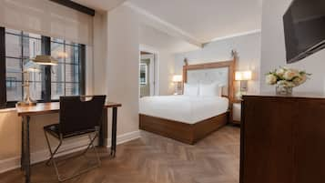 Luxe Queen Room (Newly Renovated) | Egyptian cotton sheets, premium bedding, in-room safe, desk