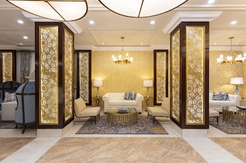 Hotel entrance and lobby at Westgate New York Grand Central