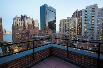 Luxe 1 Bedroom King Balcony | Terrace/patio at Westgate New York Grand Central