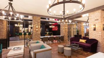 Lobby-Lounge