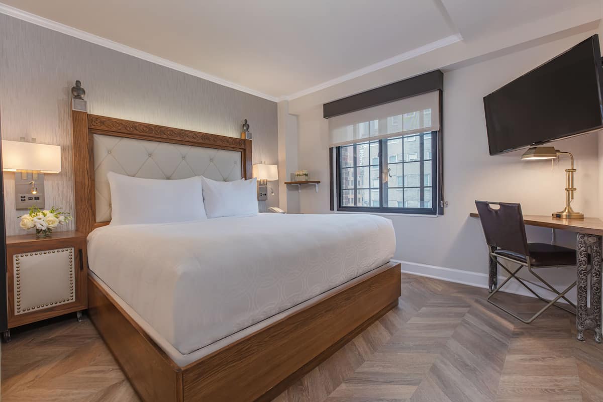 Luxe King Room | Egyptian cotton sheets, premium bedding, down comforters, in-room safe