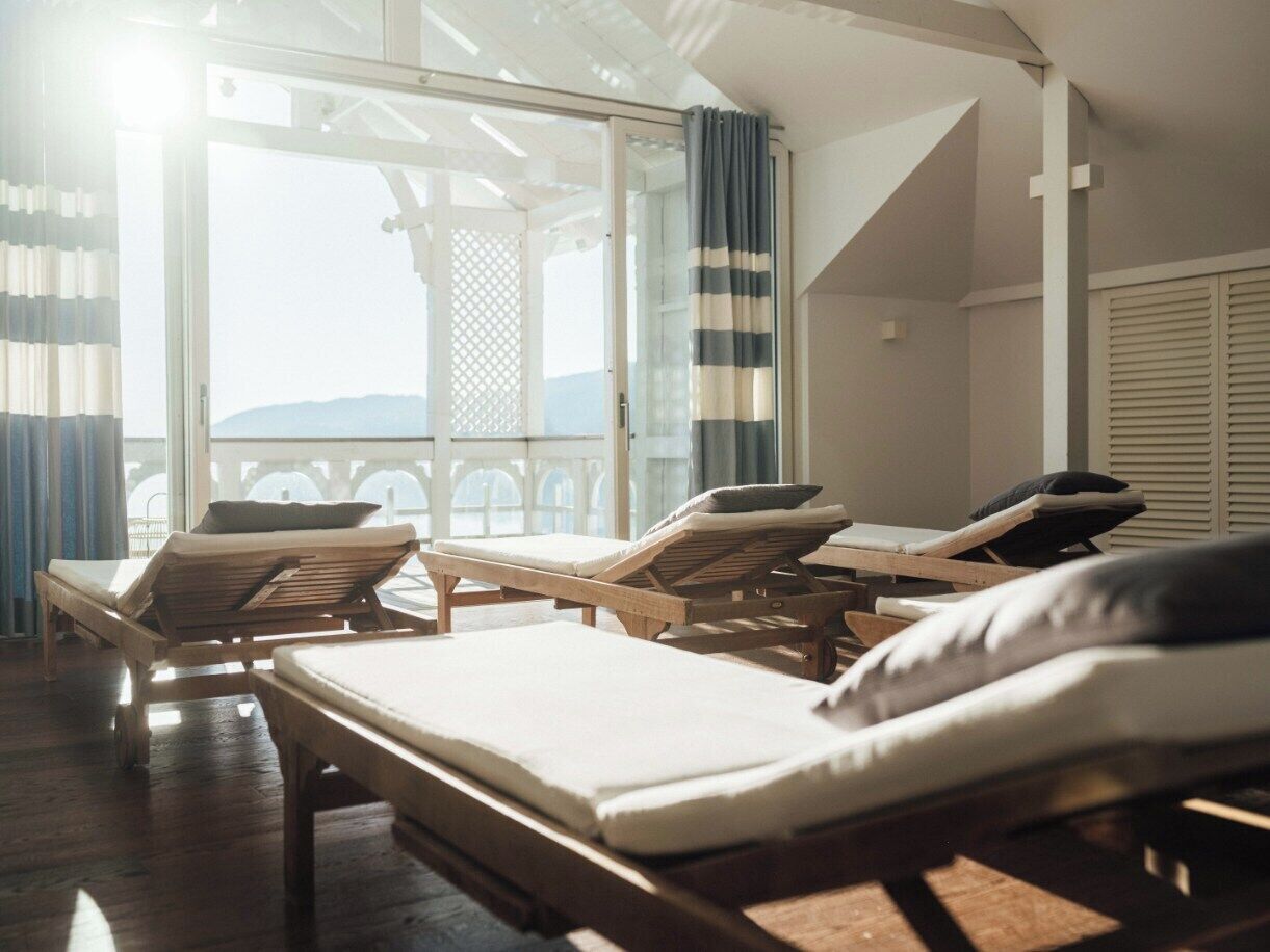 Sauna, Dampfbad, Körperbehandlungen, Hydrotherapie, Aromatherapie