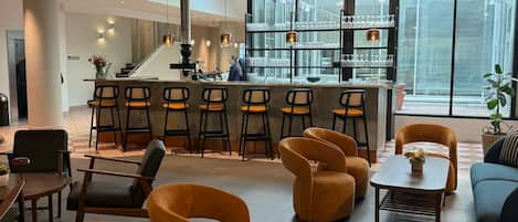 Bar (in der Unterkunft)