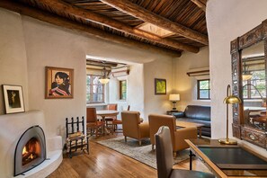 37-inch LCD TV with premium channels, TV - La Posada de Santa Fe, A Tribute Portfolio Resort & Spa by Marriott (Santa Fe)