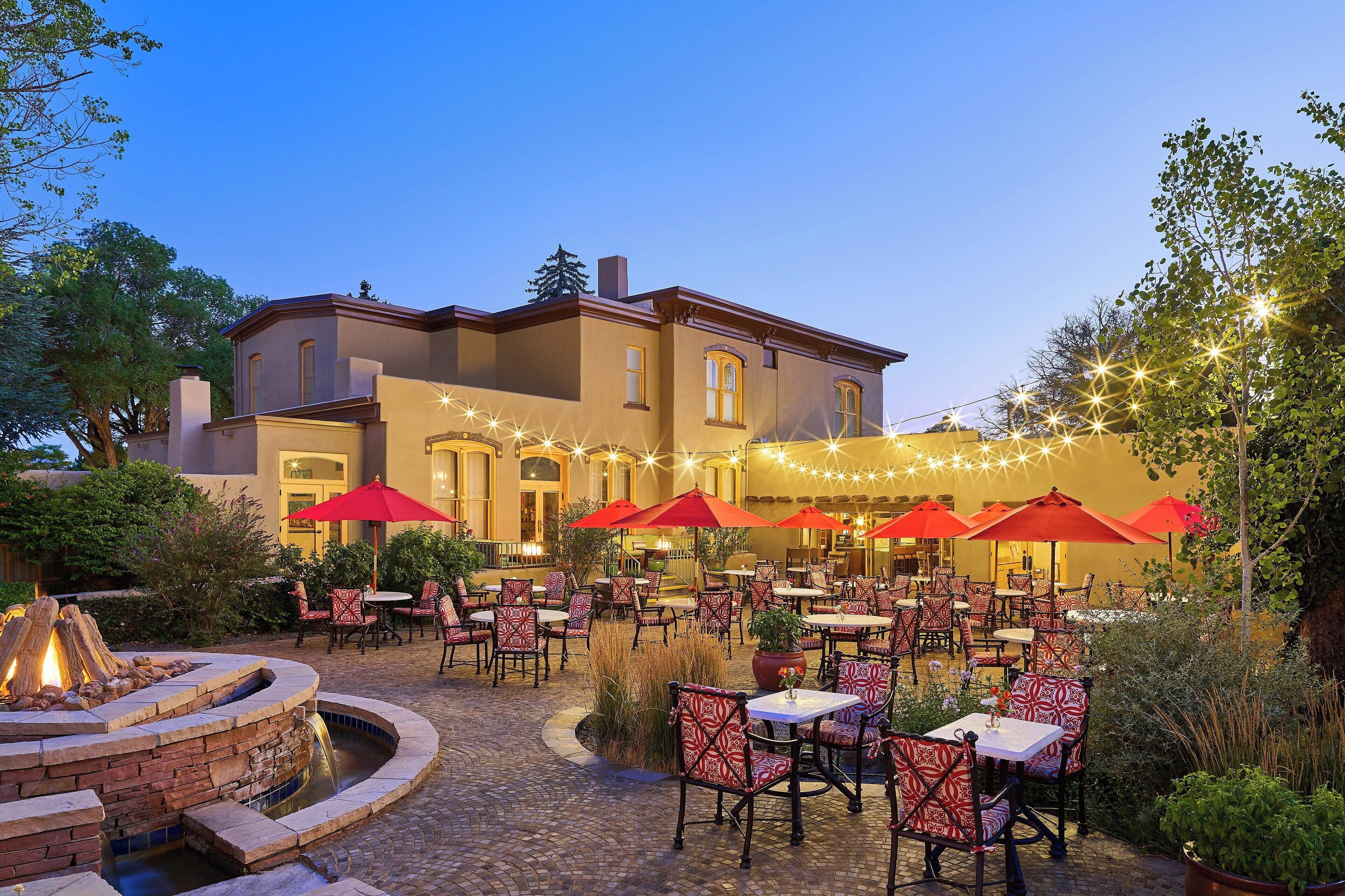 2 restaurants, breakfast served