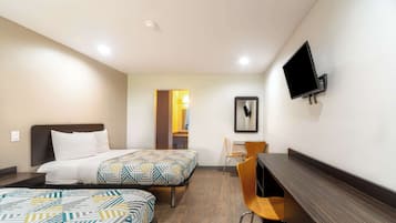 Cortinas opacas, wifi gratis, ropa de cama