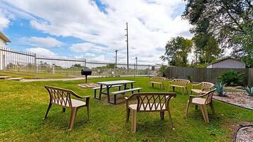 BBQ/picnic area