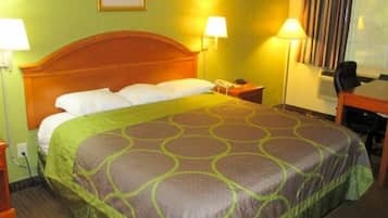 Blackout drapes, free WiFi, bed sheets