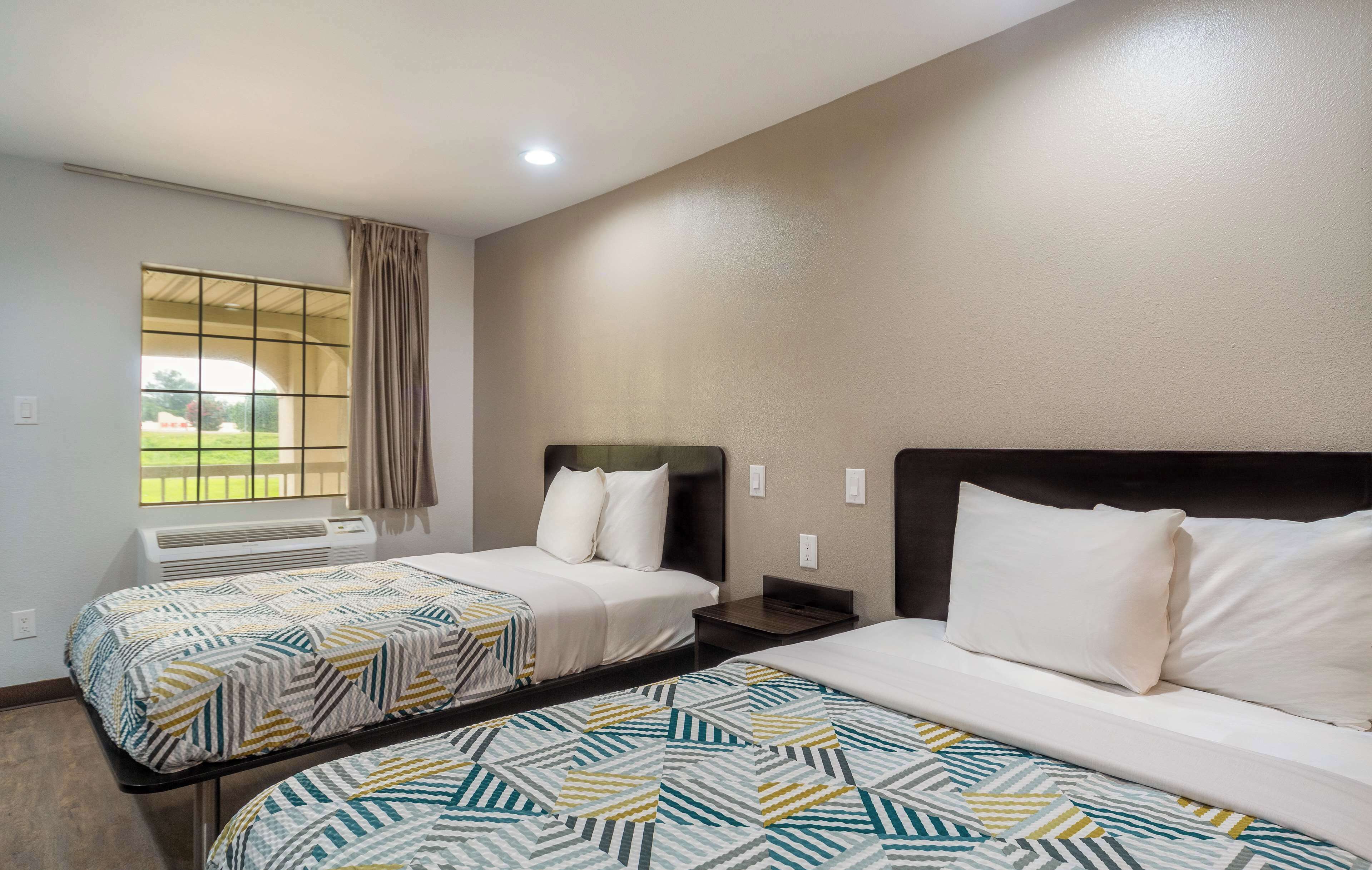 Blackout curtains, free WiFi, bed sheets