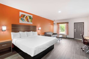 Standard Room, 1 King Bed, Non Smoking, Refrigerator & Microwave (with Sofabed) - Best Western Statesville Inn (Statesville)