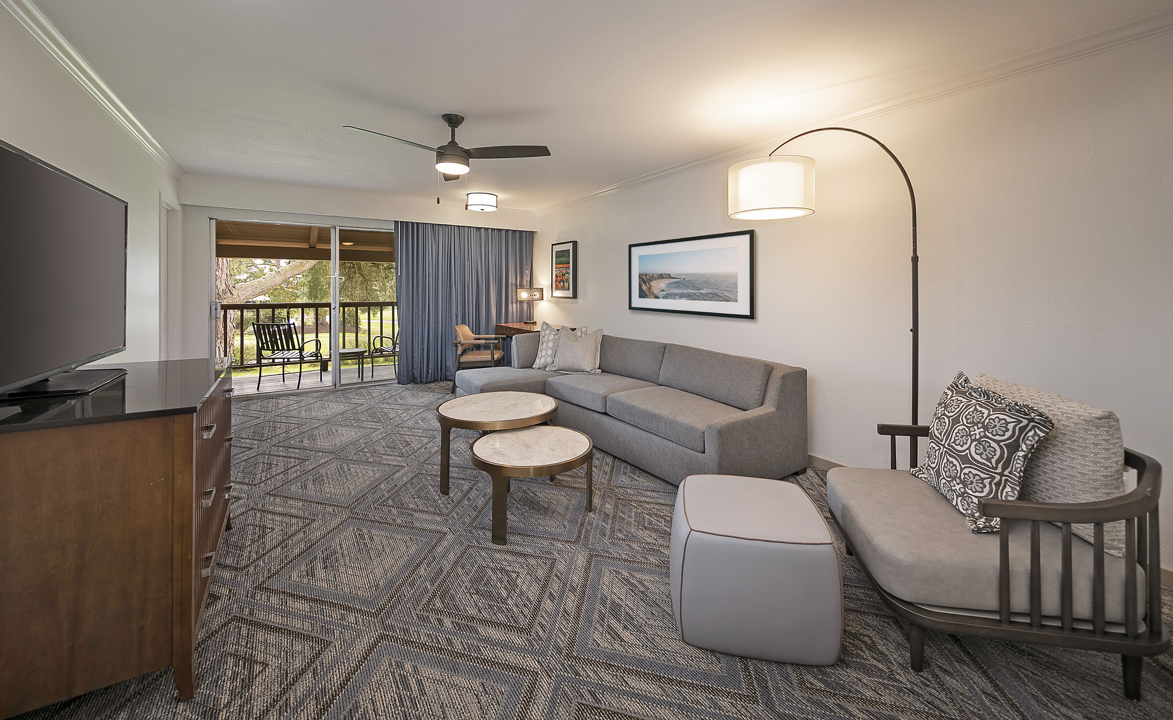 standard suite, 1 queen bed, balcony, golf view | 1 bedroom, premium bedding, desk, blackout curtains